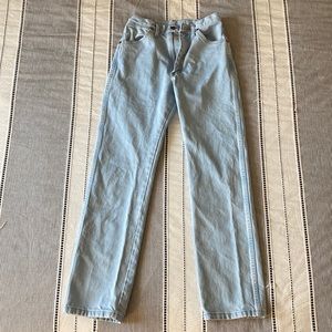 Woman’s Wrangler Cowboy Cut Jeans